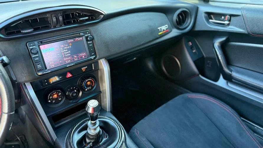 2015 Scion FR-S - Image 8 of 10