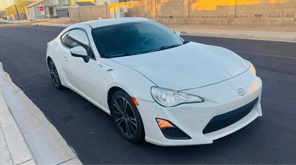 2015 Scion FR-S - Image 4 of 20