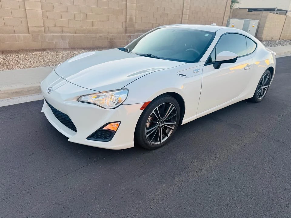 2015 Scion FR-S - Image 3 of 20