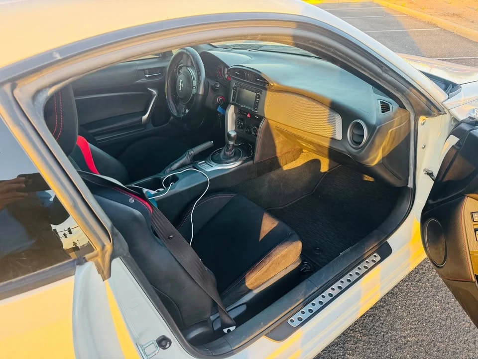 2015 Scion FR-S - Image 14 of 20