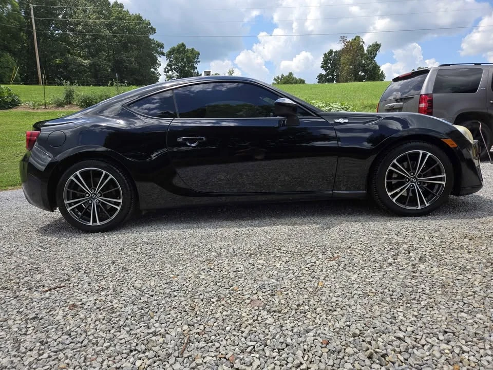 2015 Scion FR-S - Image 2 of 9