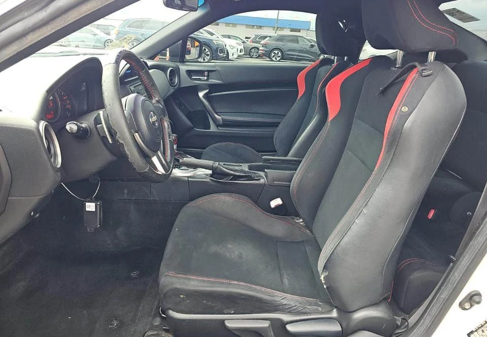 2015 Scion FR-S - Image 5 of 12