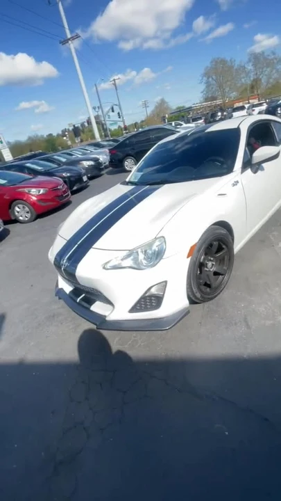 2015 Scion FR-S - Image 2 of 2