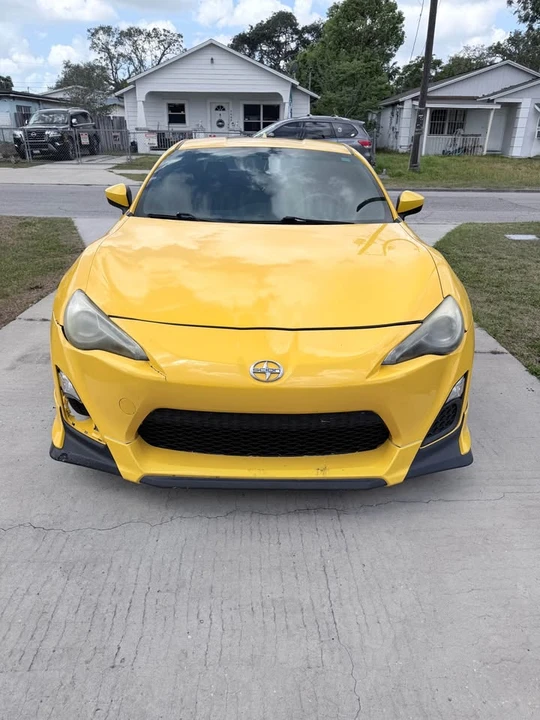 2015 Scion FR-S - Image 2 of 17