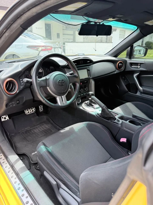 2015 Scion FR-S - Image 8 of 17