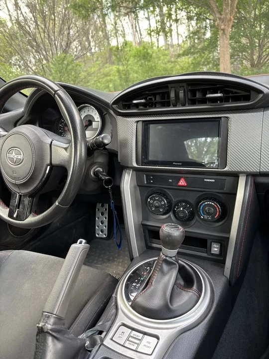 2015 Scion FR-S - Image 12 of 18