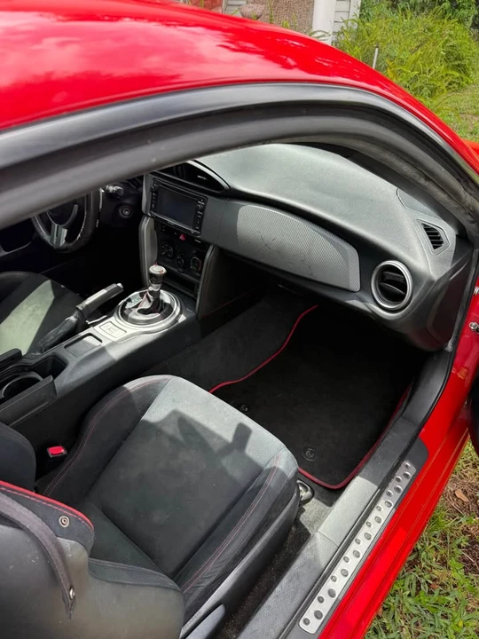 2015 Scion FR-S - Image 5 of 11