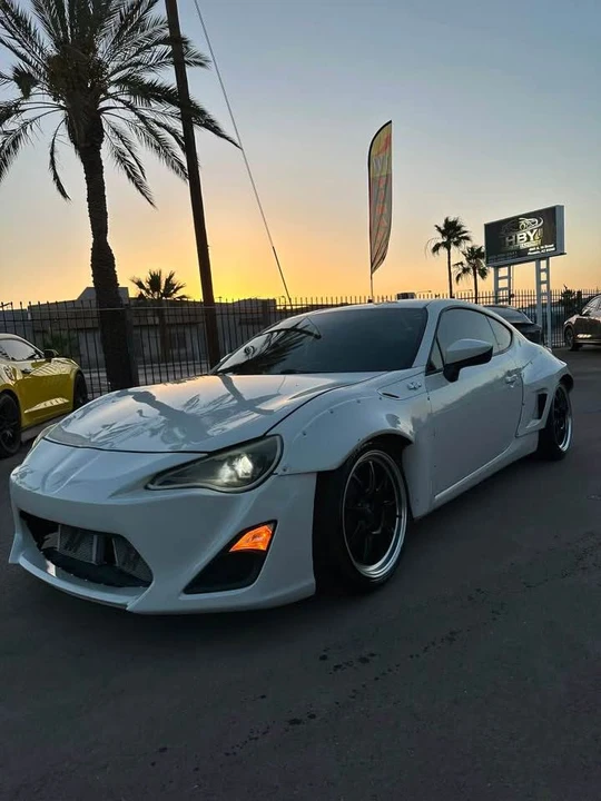2015 Scion FR-S - Image 2 of 13