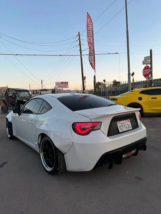 2015 Scion FR-S - Image 4 of 13