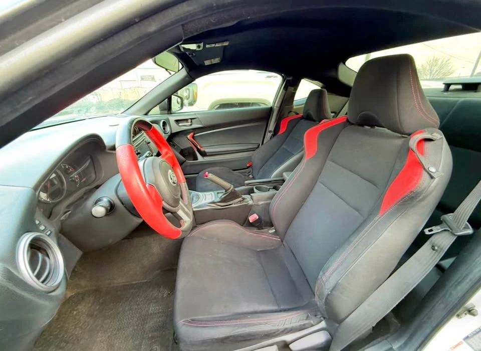 2015 Scion FR-S - Image 7 of 9