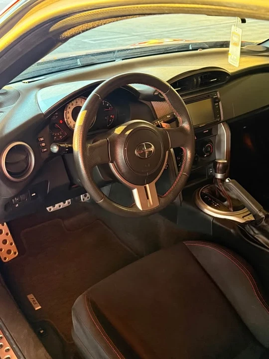 2015 Scion FR-S - Image 13 of 18