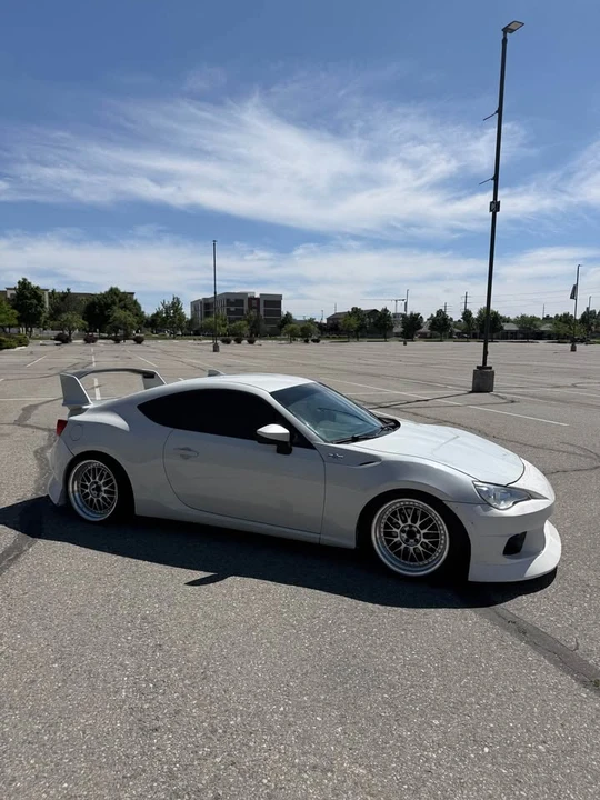 2015 Scion FR-S - Image 4 of 17