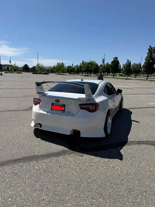 2015 Scion FR-S - Image 3 of 17