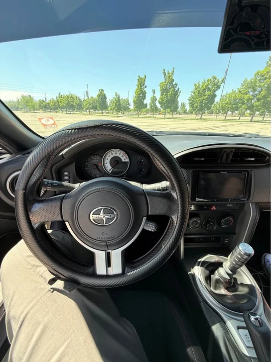 2015 Scion FR-S - Image 8 of 17