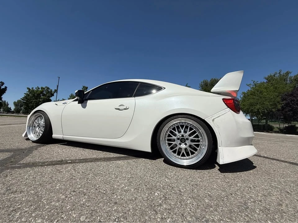 2015 Scion FR-S - Image 10 of 17