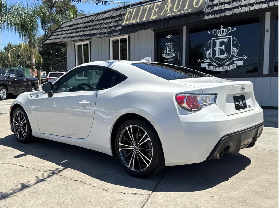 2015 Scion FR-S - Image 2 of 13