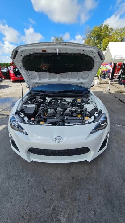 2015 Scion FR-S - Image 7 of 10