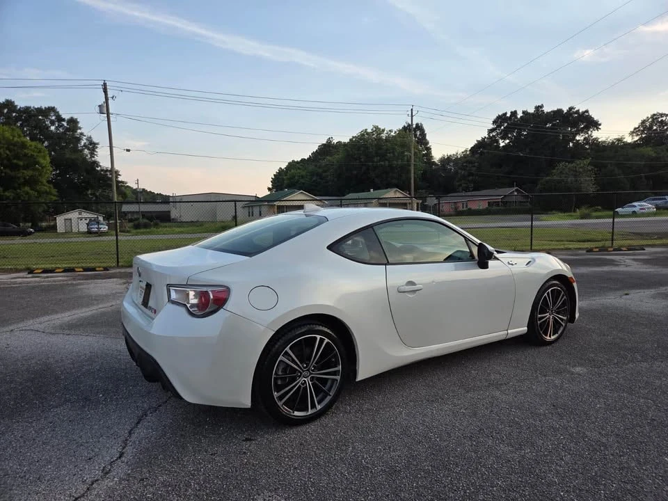 2015 Scion FR-S - Image 5 of 16