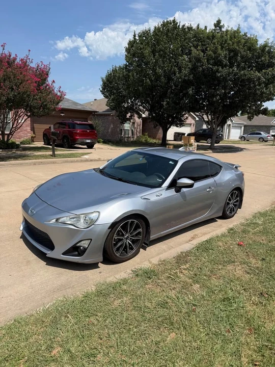 2015 Scion FR-S - Image 5 of 9