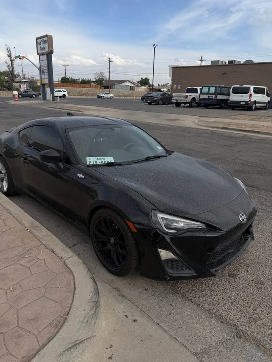 2015 Scion FR-S - Image 3 of 7