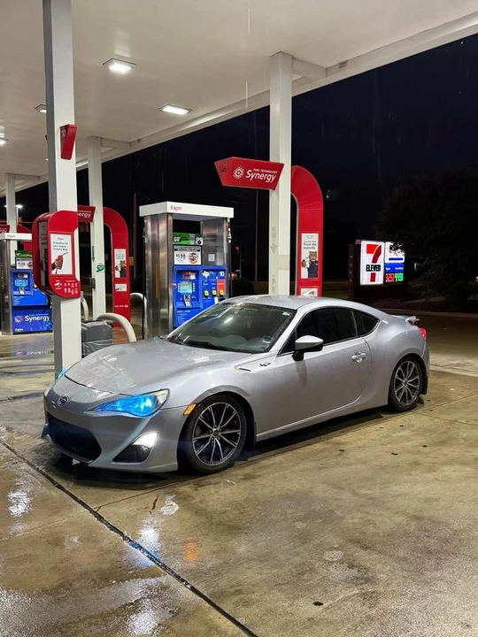 2015 Scion FR-S - Image 3 of 9