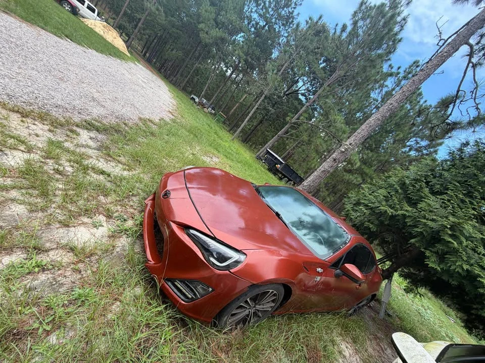 2015 Scion FR-S - Image 4 of 4