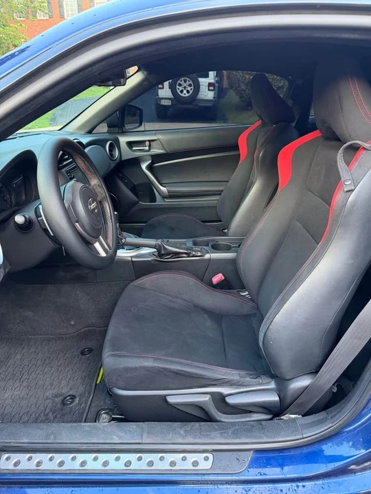 2015 Scion FR-S - Image 6 of 17