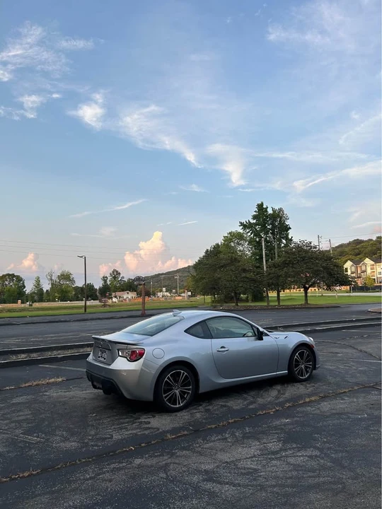 2015 Scion FR-S - Image 3 of 11