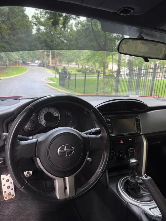 2015 Scion FR-S - Image 11 of 17