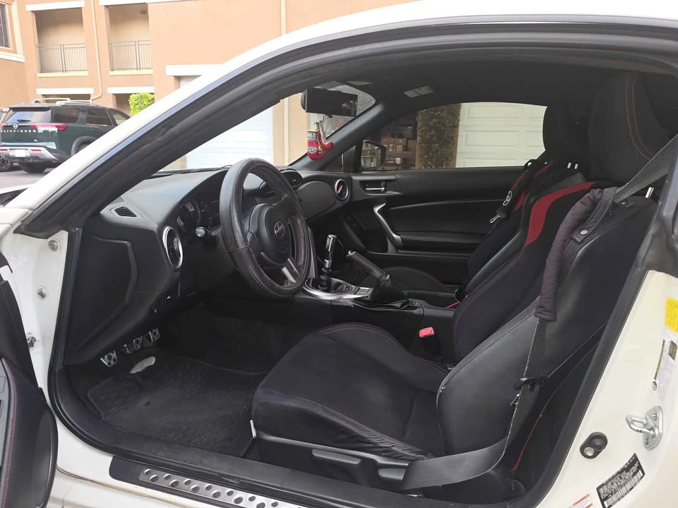 2015 Scion FR-S - Image 6 of 7