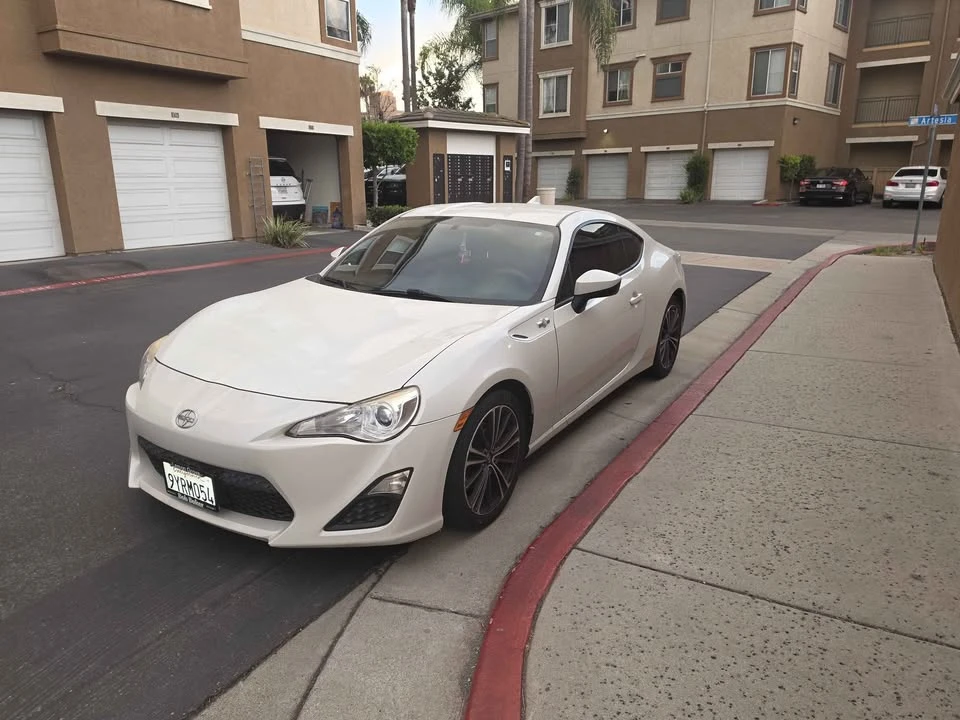2015 Scion FR-S - Image 3 of 7
