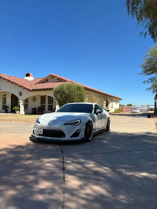 2015 Scion FR-S - Image 2 of 8