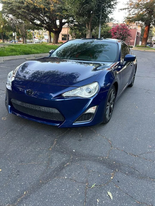 2015 Scion FR-S - Image 2 of 15