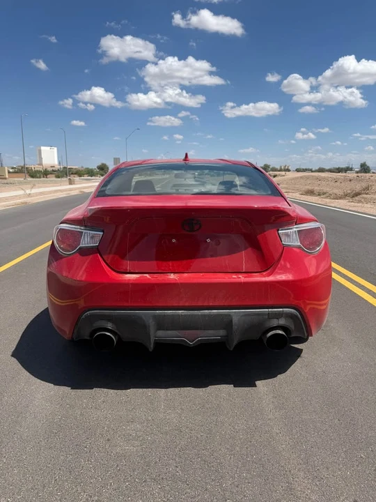 2015 Scion FR-S - Image 4 of 9