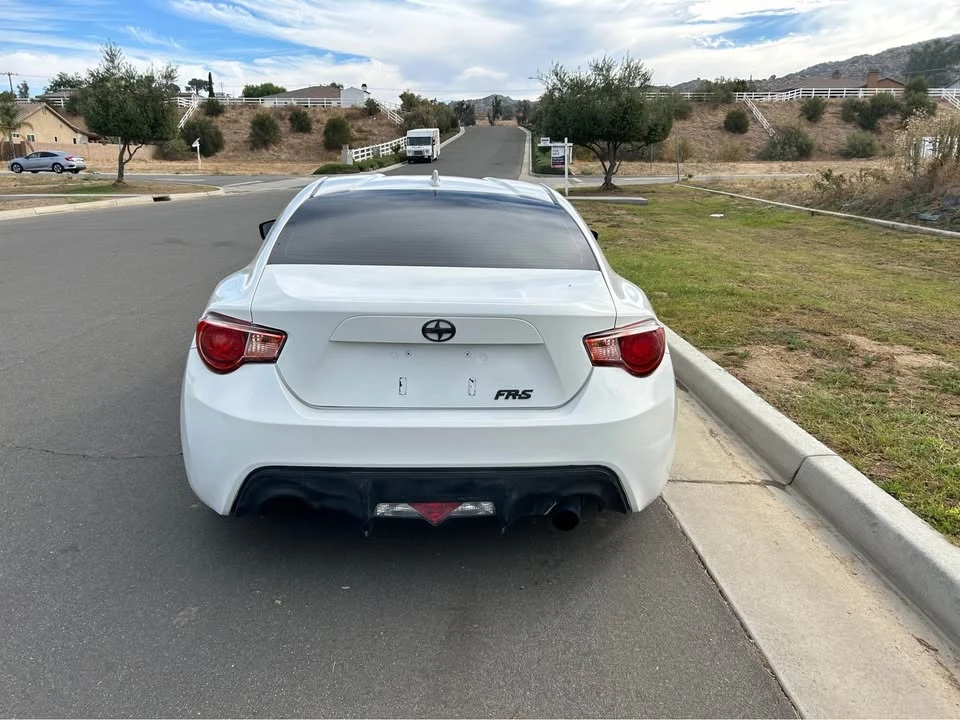 2015 Scion FR-S - Image 2 of 8