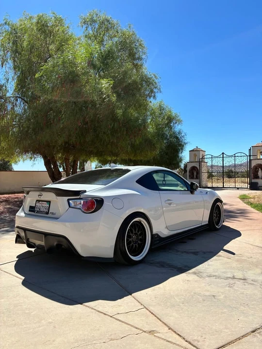 2015 Scion FR-S - Image 5 of 8