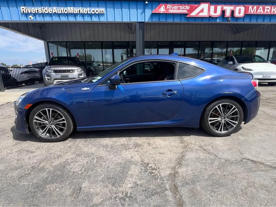 2015 Scion FR-S - Image 5 of 11