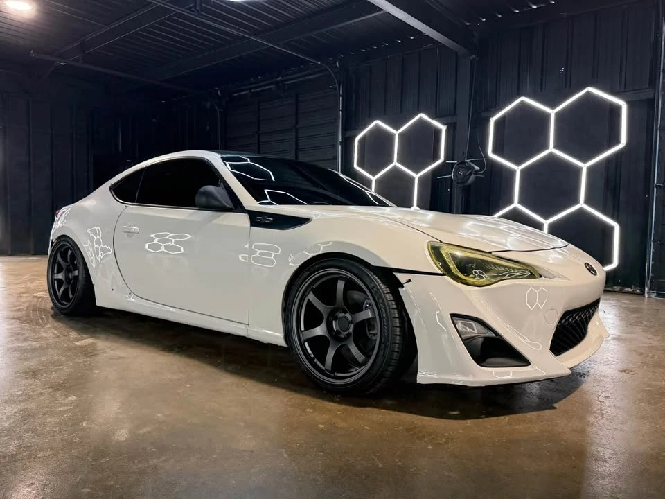 2015 Scion FR-S - Image 4 of 18