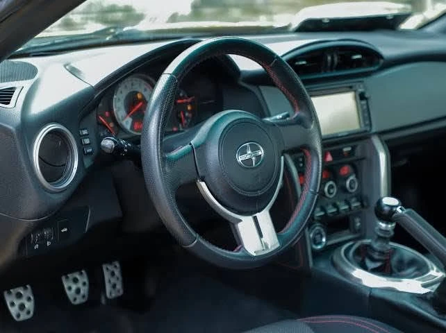 2015 Scion FR-S - Image 7 of 13