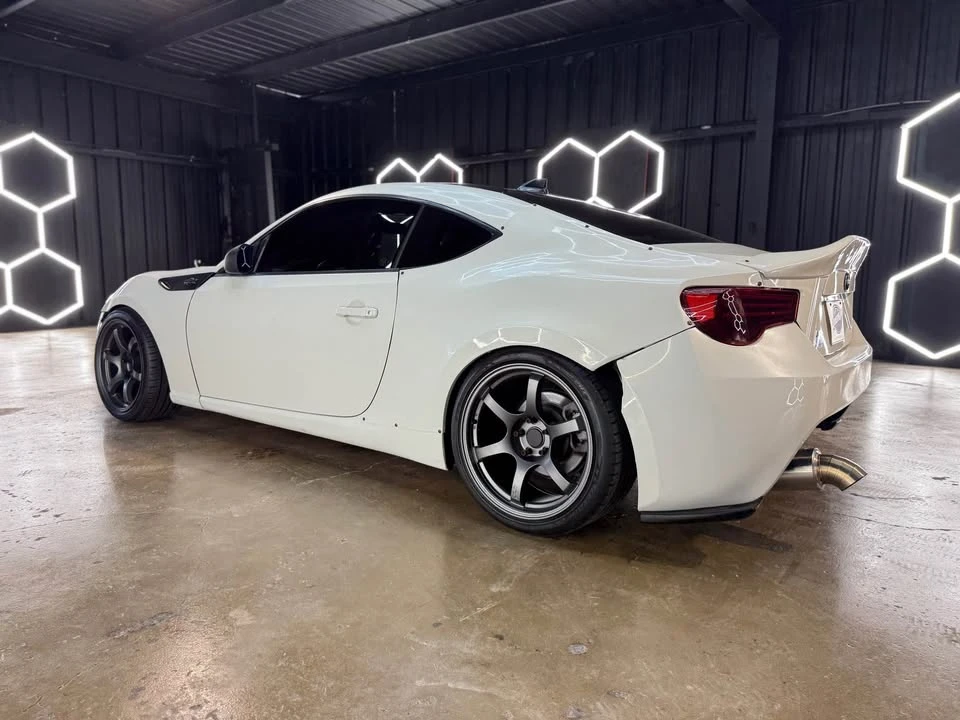 2015 Scion FR-S - Image 9 of 18