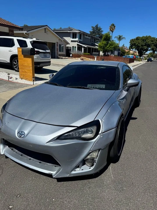 2015 Scion FR-S - Image 10 of 17