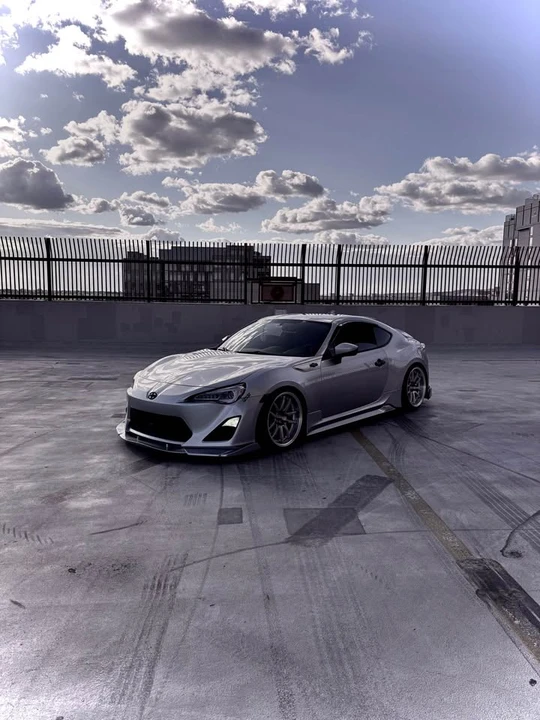 2015 Scion FR-S - Image 16 of 17
