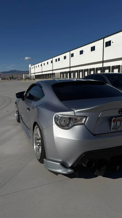 2015 Scion FR-S - Image 8 of 17