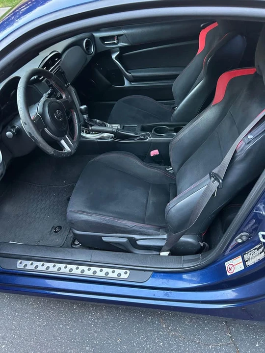 2015 Scion FR-S - Image 10 of 15