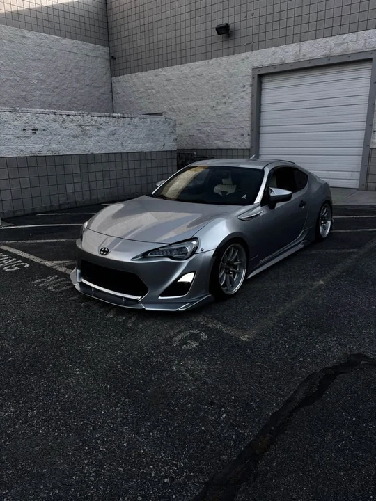 2015 Scion FR-S - Image 12 of 17