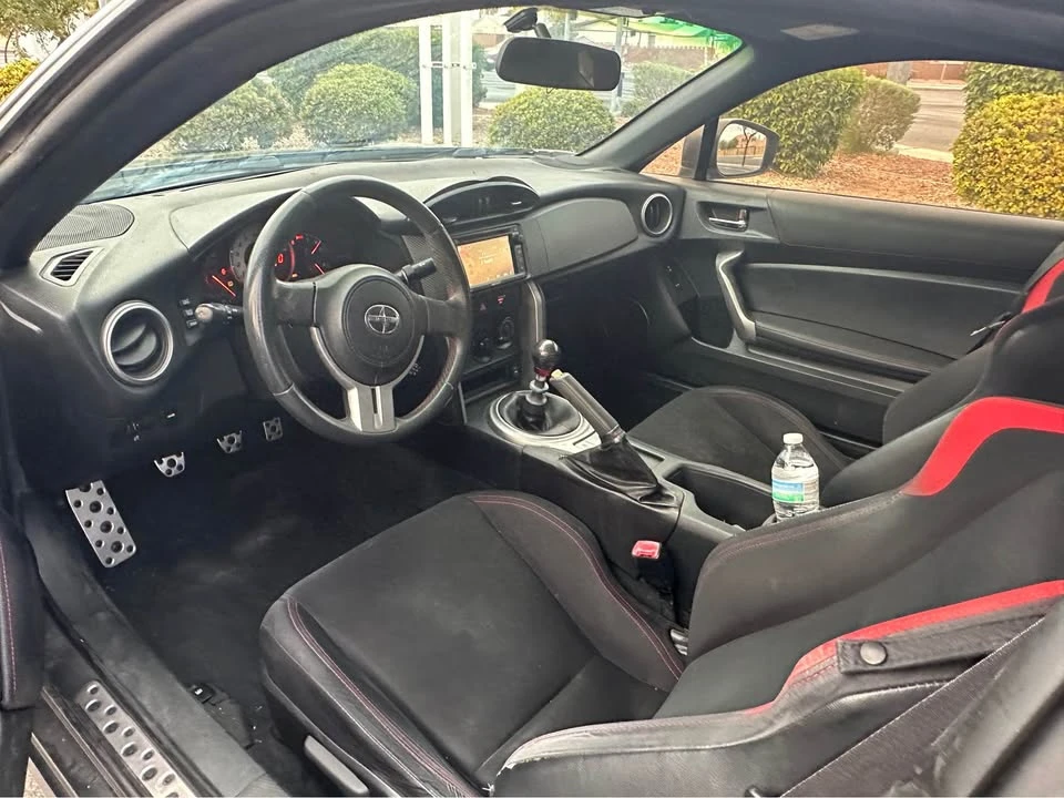 2015 Scion FR-S - Image 7 of 8