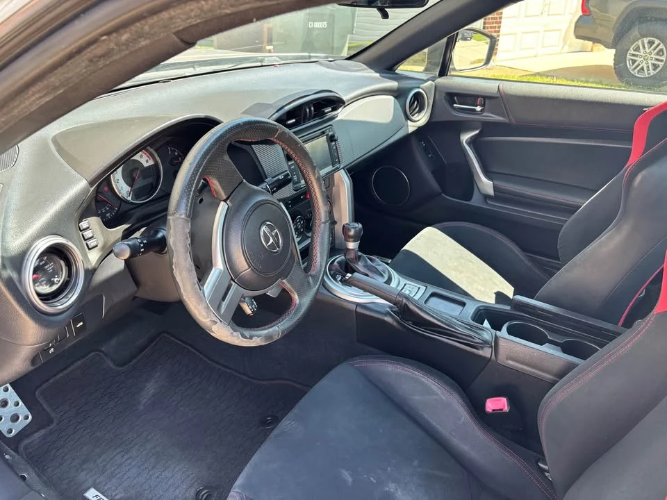 2015 Scion FR-S - Image 9 of 15