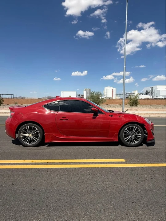2015 Scion FR-S - Image 2 of 9