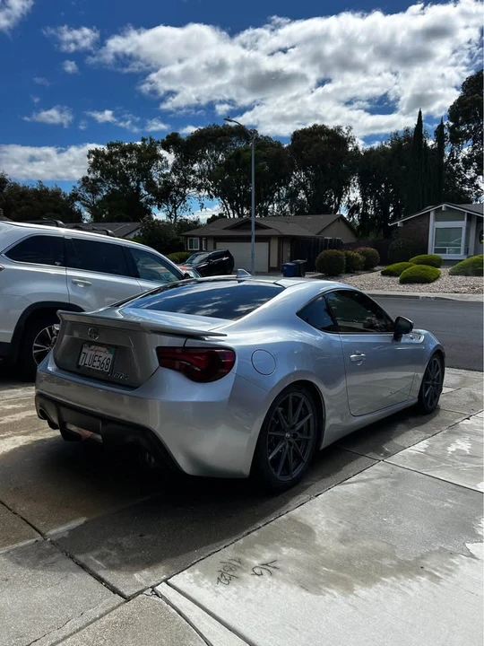 2015 Scion FR-S - Image 2 of 10