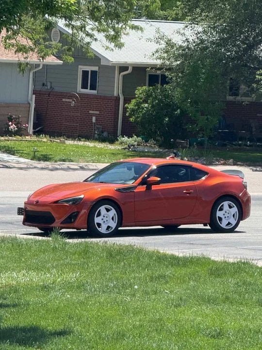 2015 Scion FR-S - Image 3 of 3